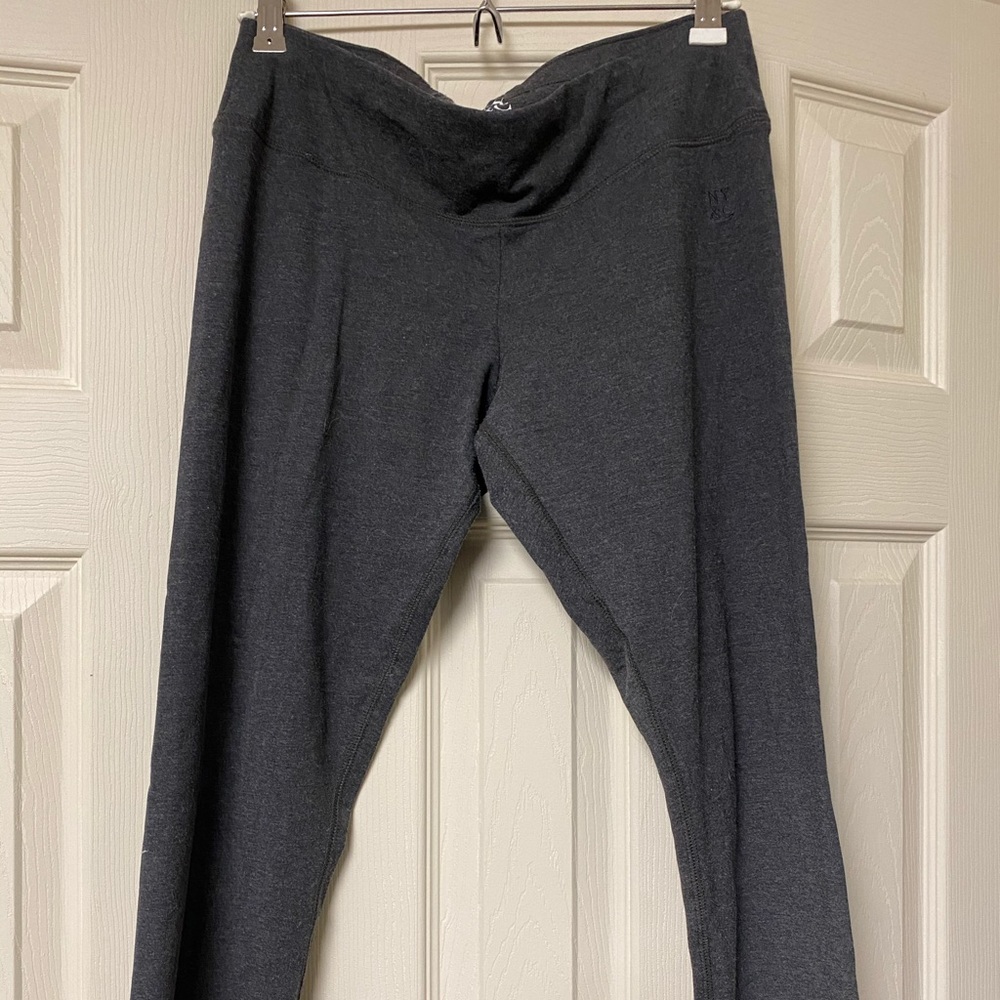 Charcoal New York & Co. Capris